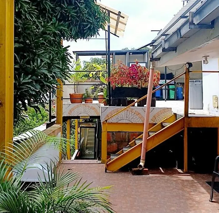 Casa Amarilla Hostel - Cali-1