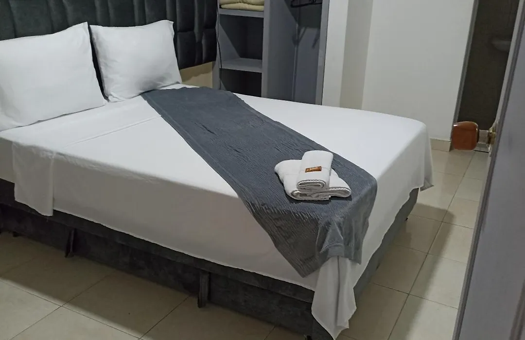 Hotel Empresarial-1