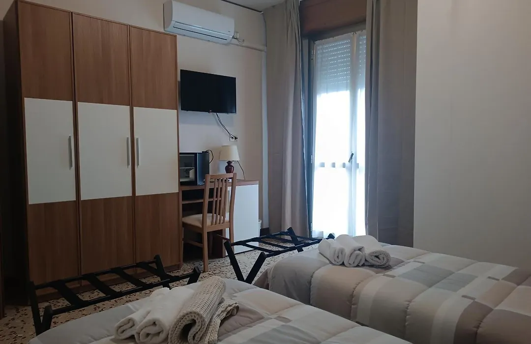 Hotel Mucciolini-1