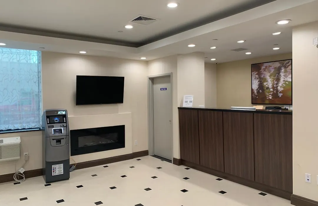 Voyage Hotel-1