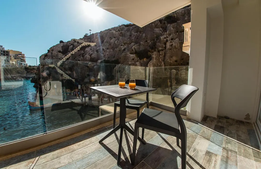 Blu Waters Boutique Hotel-1