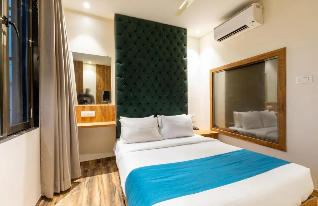 Prince Hotel-1