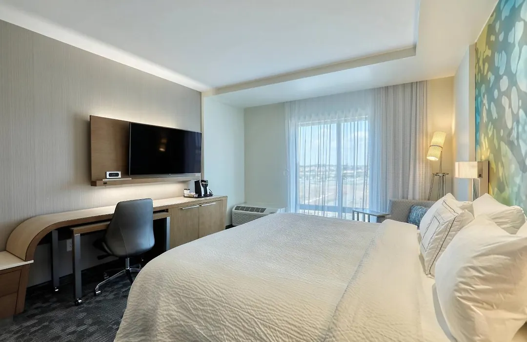 Courtyard By Marriott North Brunswick-1
