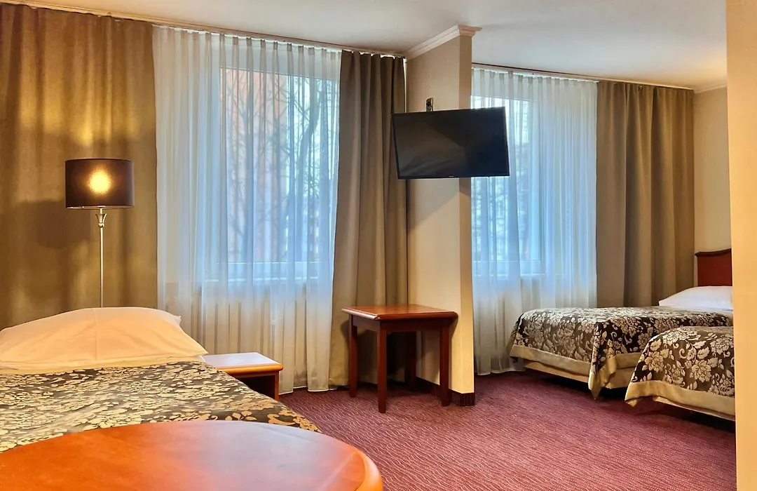 Hotel Krakus-1