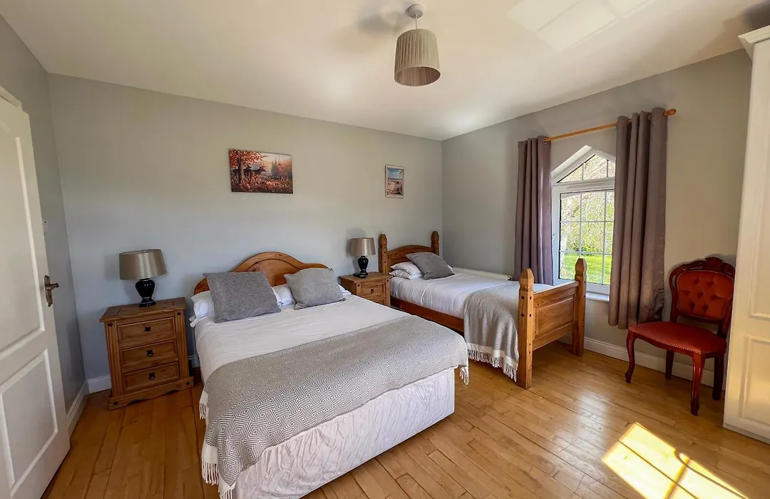 Woodville Lodge Guesthouse-1