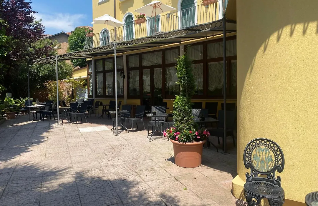 Hotel Villa Edera-1