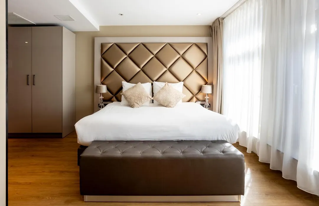 Dream Hotel Amsterdam-1