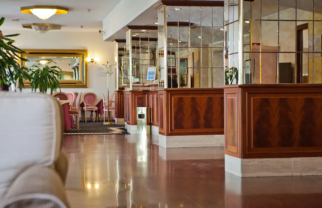 Hotel Alga-1