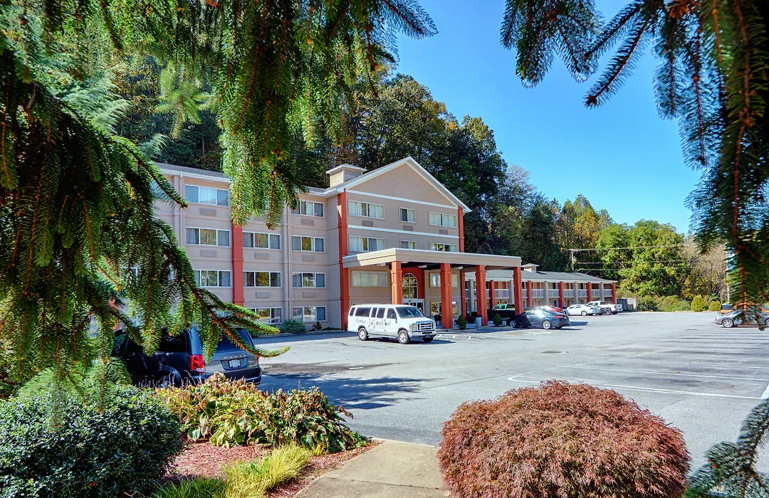 Cherokee Grand Hotel-1