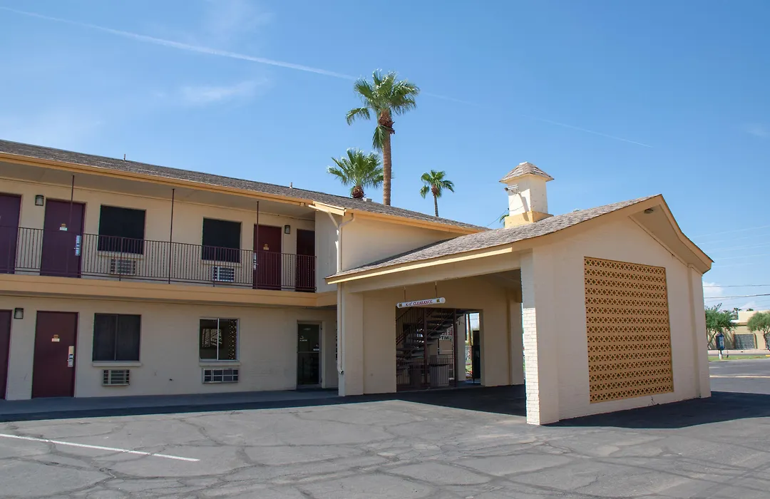 Travel Inn-1