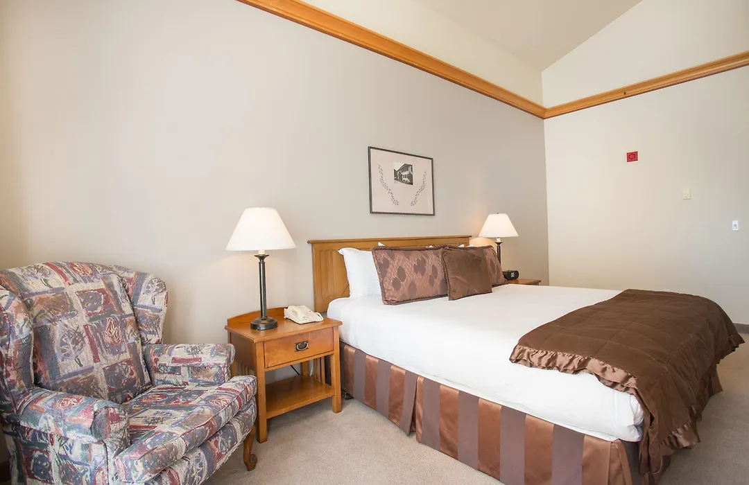 The Inn At Solitude-1