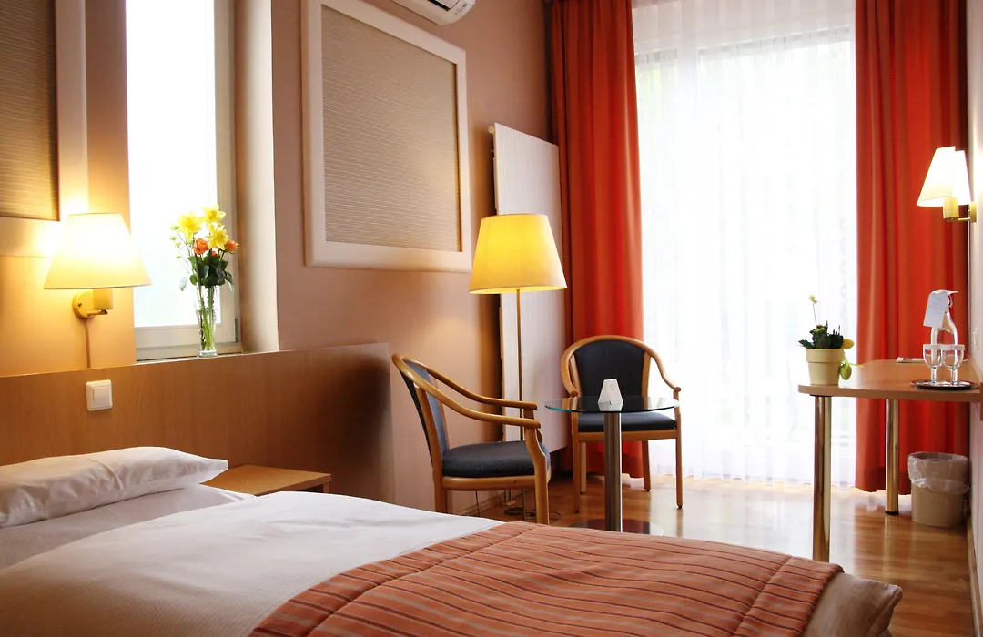 Hotel Classic-1