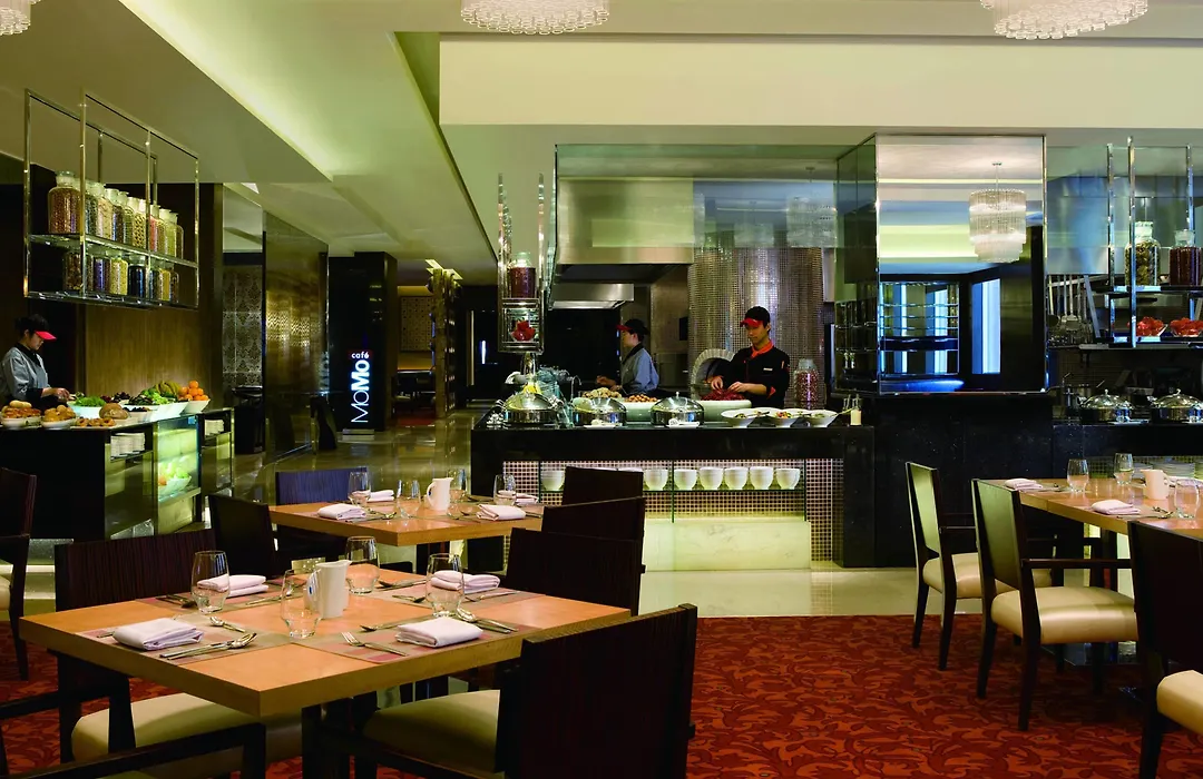 Courtyard By Marriott Shanghai Xujiahui-1