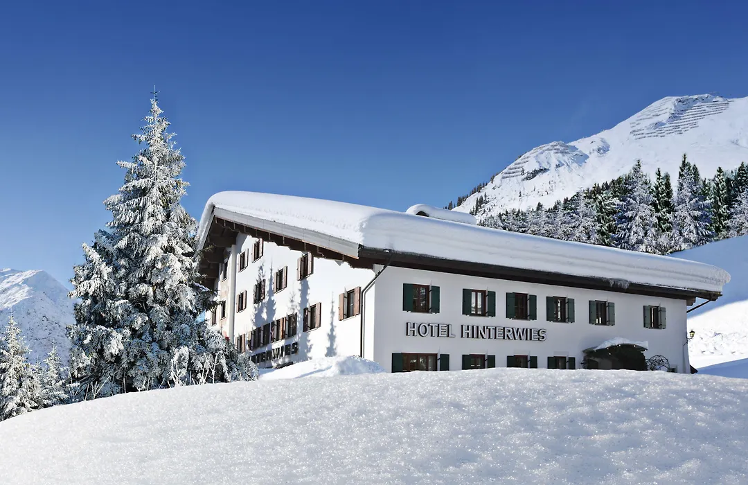 Hinterwies – Ski In / Lodge / Dine-1