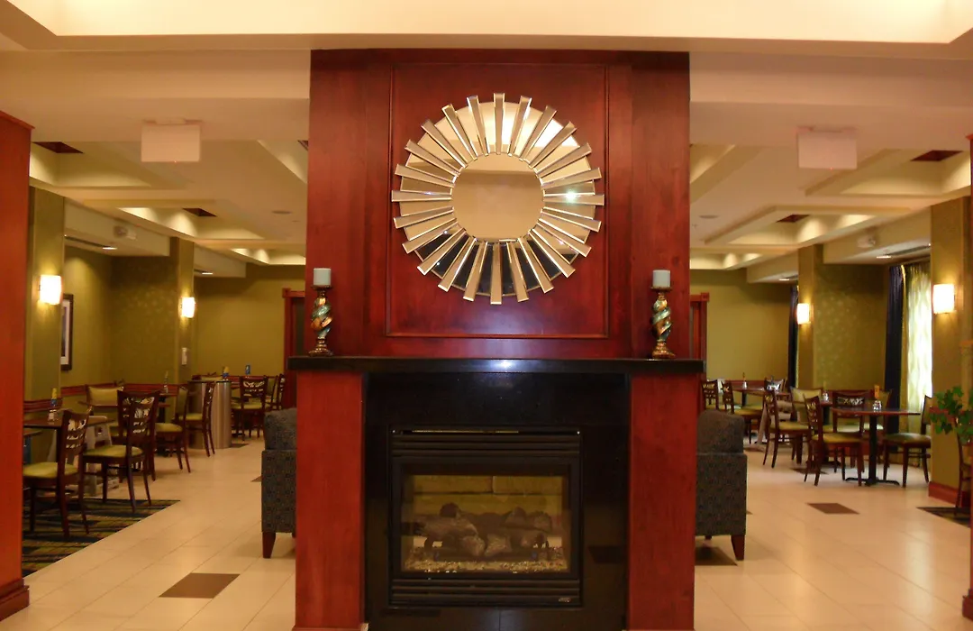 Holiday Inn Express And Suites Urbandale Des Moines By Ihg-1