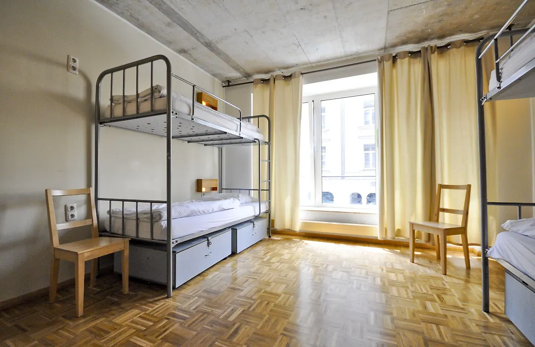 Five Elements Hostel And Capsules Frankfurt-1