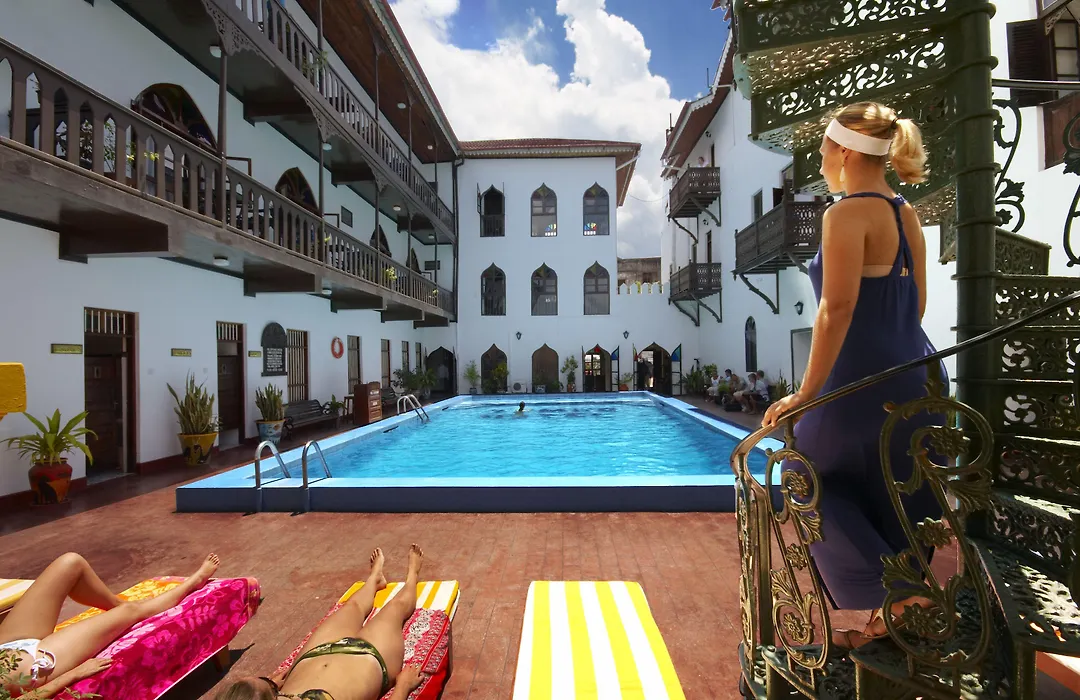 Tembo House Hotel-1