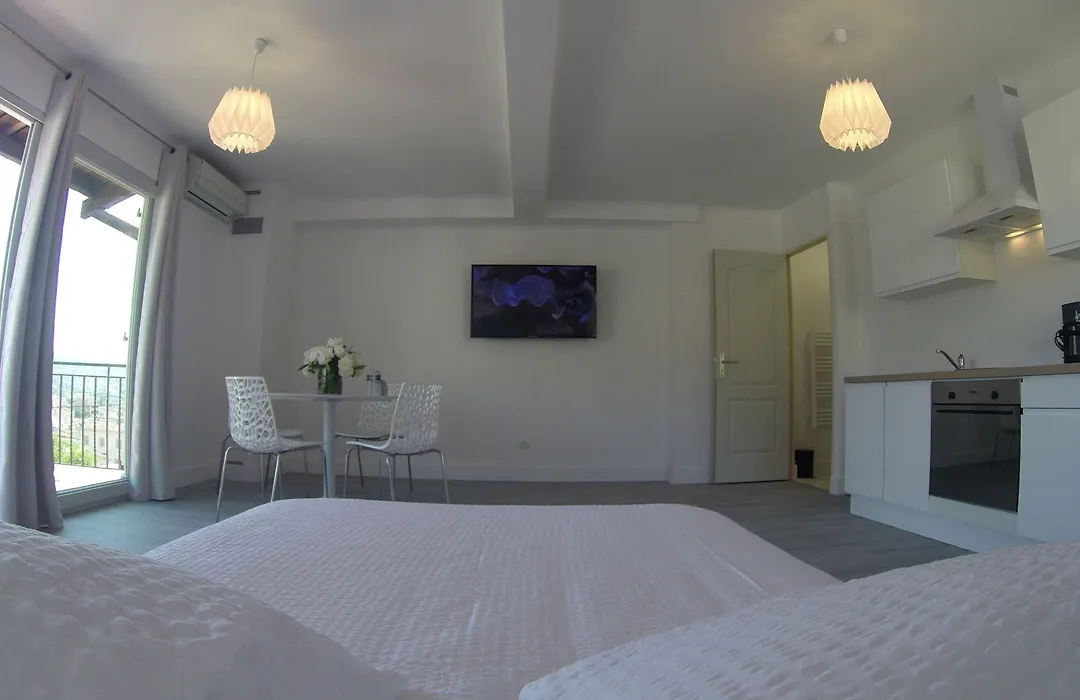 Maison Carles BnB-1