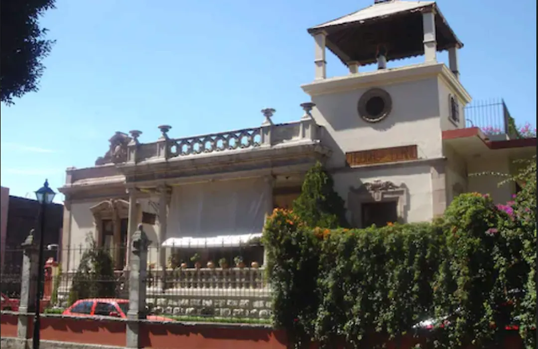 Hotel La Casona Del Llano-1