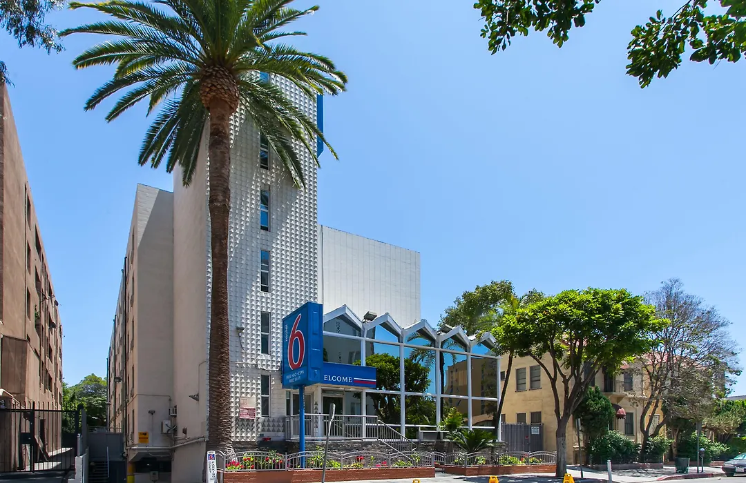 Motel 6 Hollywood-1