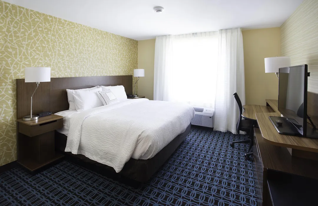 Fairfield Inn & Suites By Marriott Decorah-1