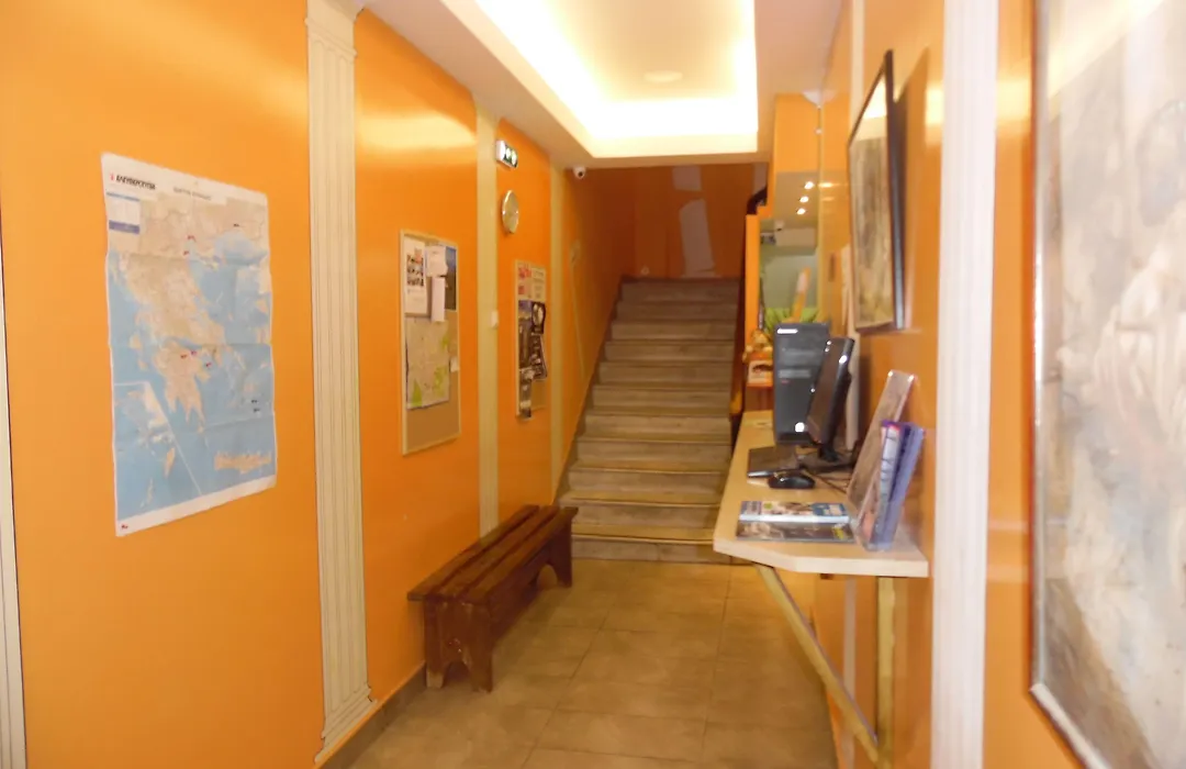 Zeus Hostel-1