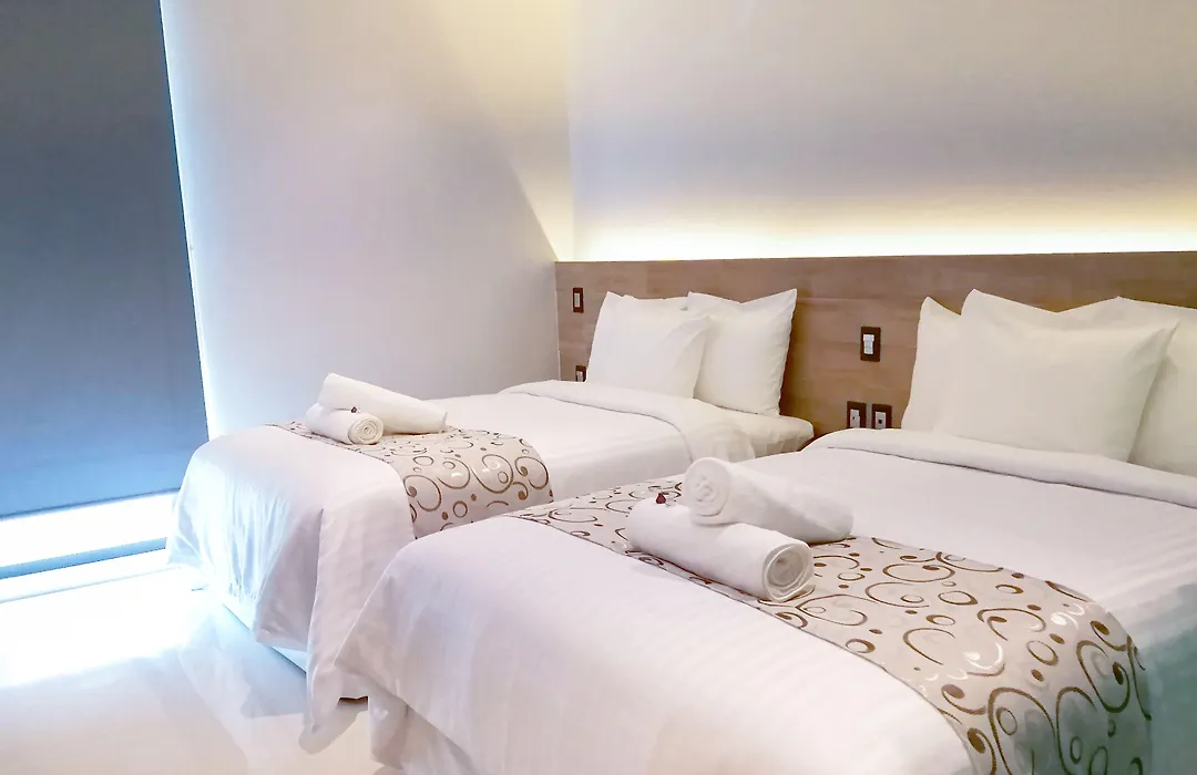 Hotel Kavia Plus-1