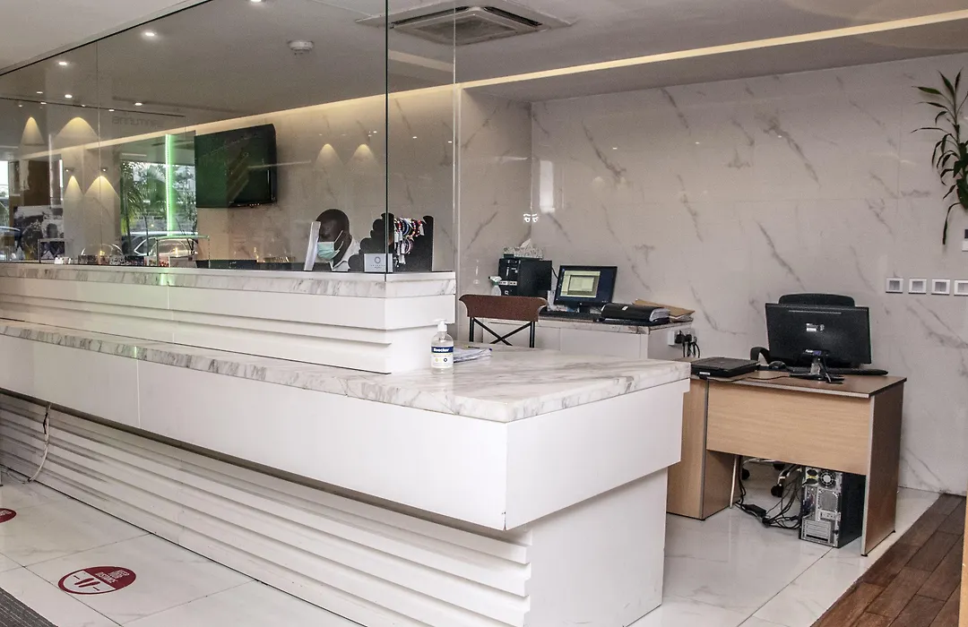 Maroko Bayshore Suites-1