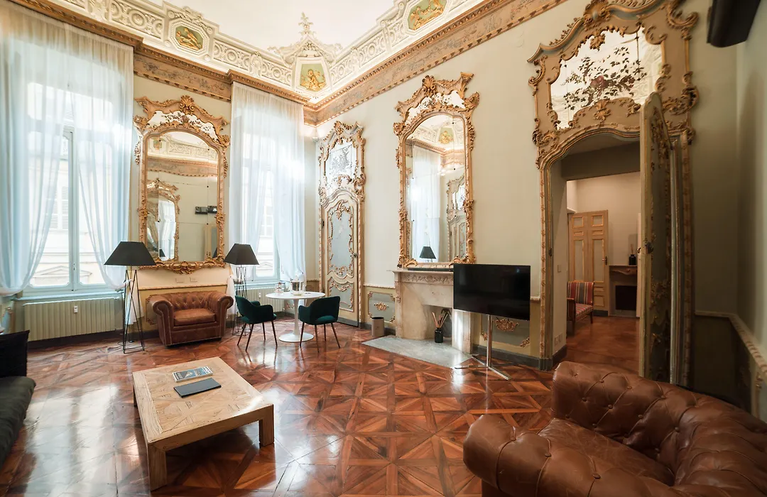Royal Palace Hotel-1