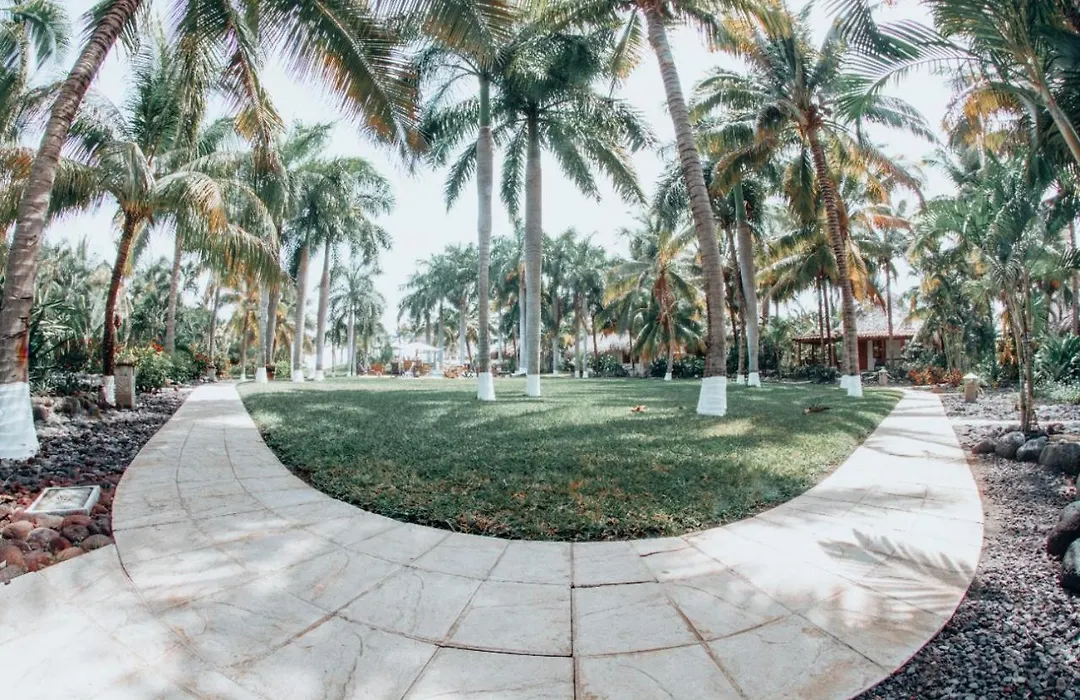 Dos Mundos Pacific Resort-1