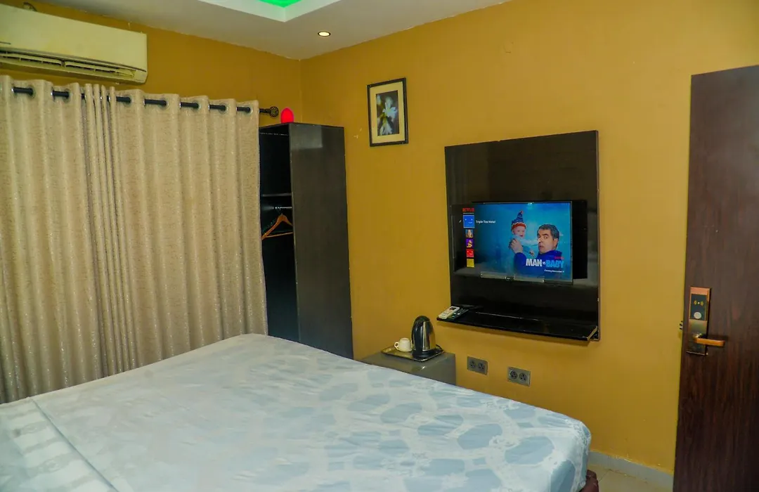 Triple Tee Hotel-1