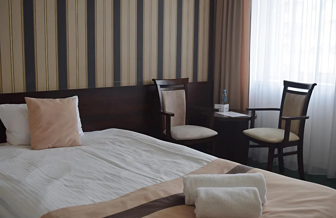 Hotel Maraton-1