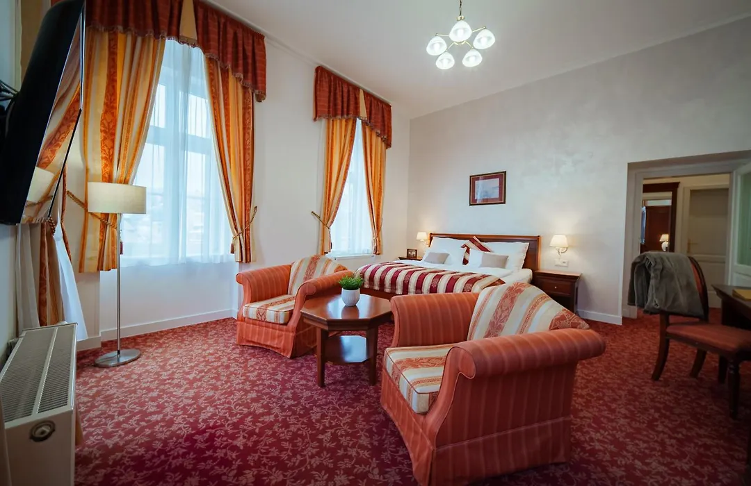 Hotel Ontario-1