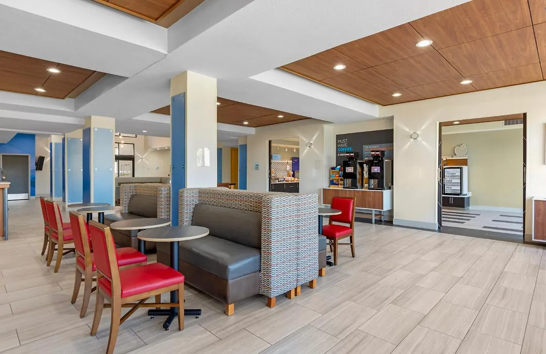 Holiday Inn Express Hotel And Suites Fairfield-North By Ihg-1