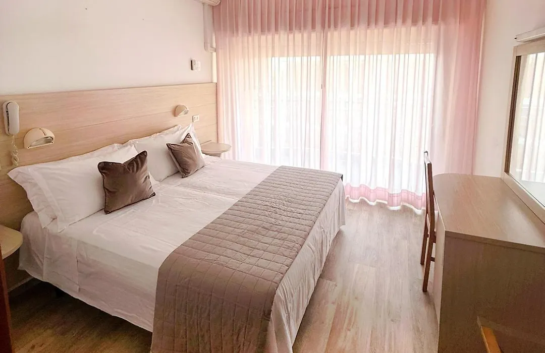 Hotel Silver-1