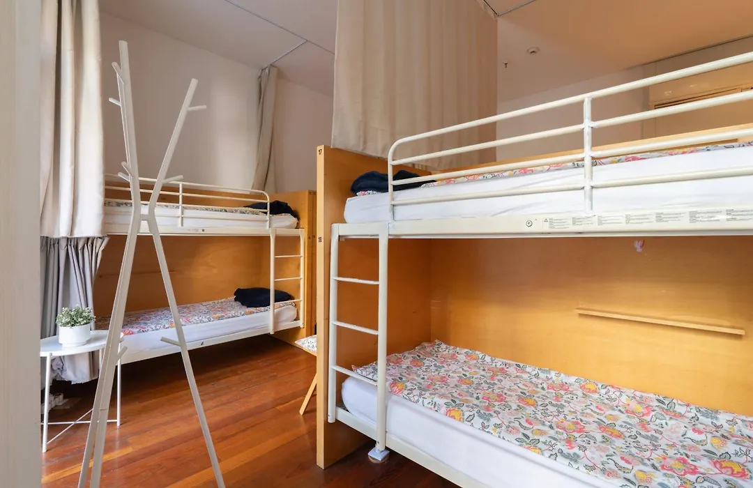 Porto Lounge Hostel & Guesthouse By Host Wise-1