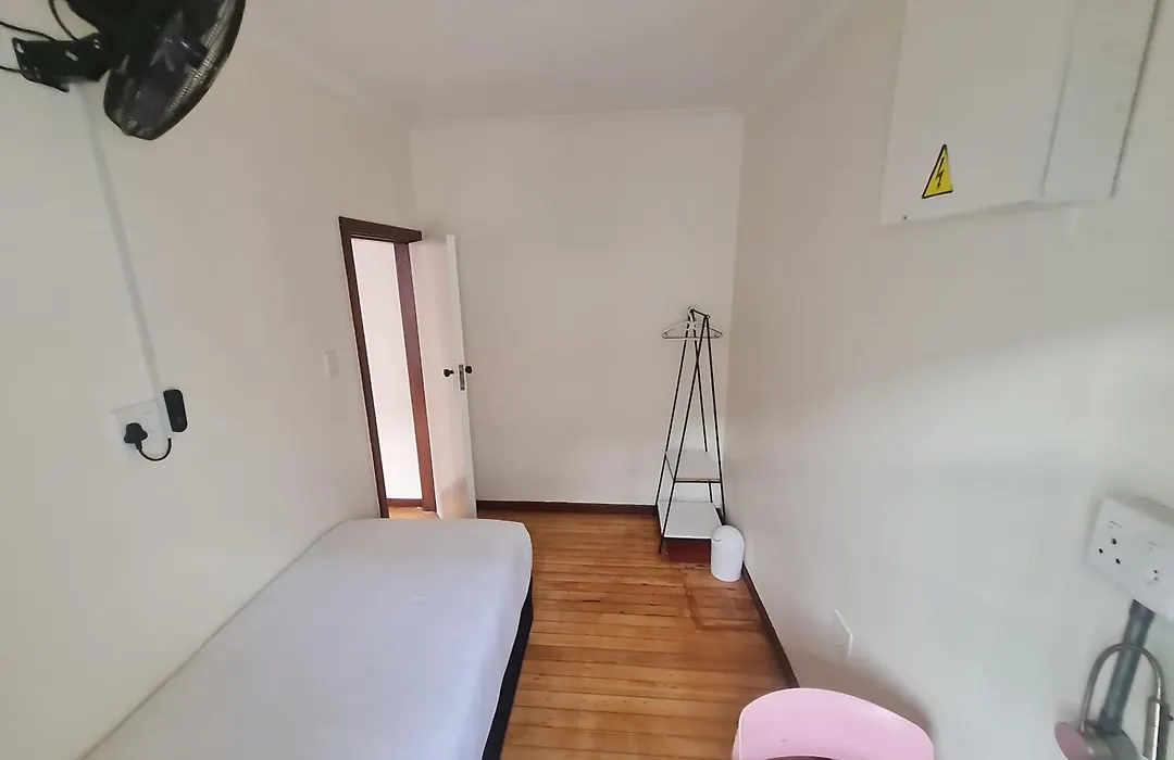 Long Street Backpackers (Adults Only)-1