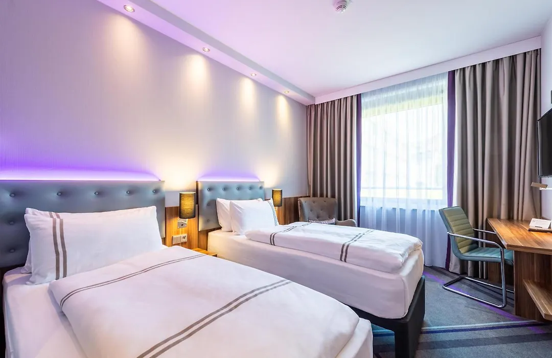 Premier Inn Essen City Limbecker Platz-1