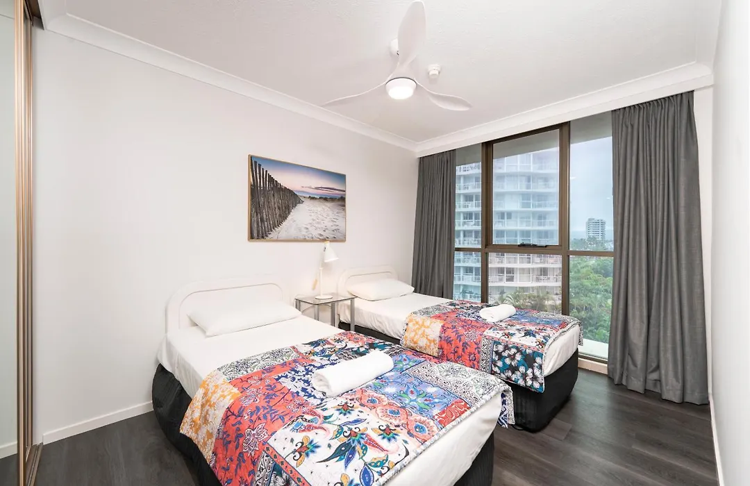 Warringa Surf Holiday Apartments-1
