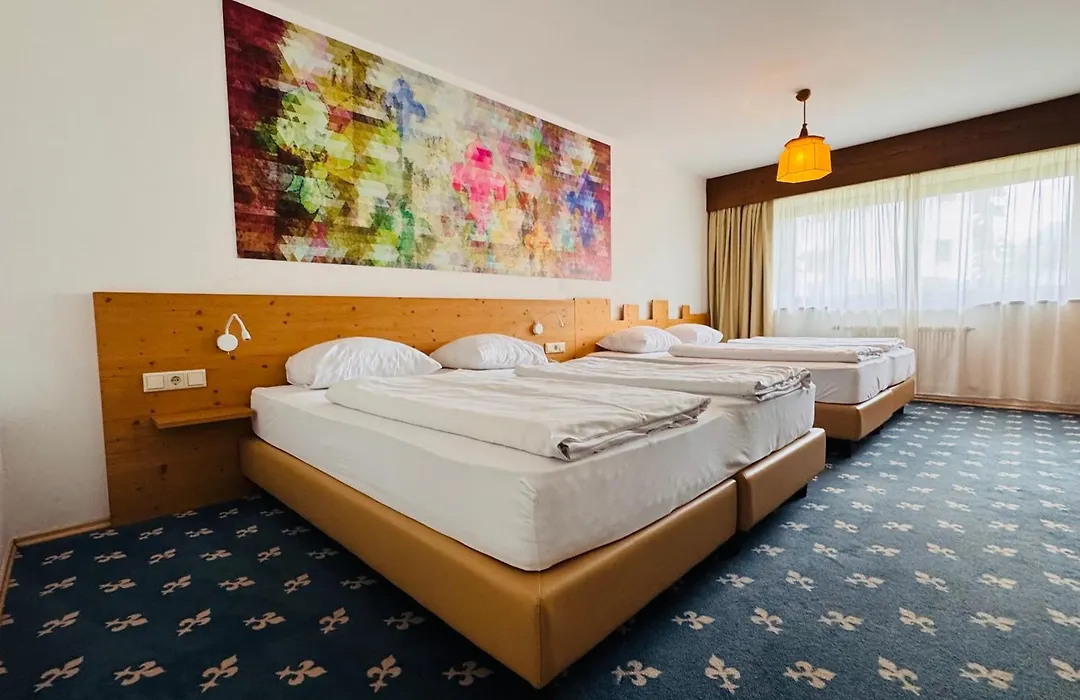 Family Hotel Schloss Rosenegg-1