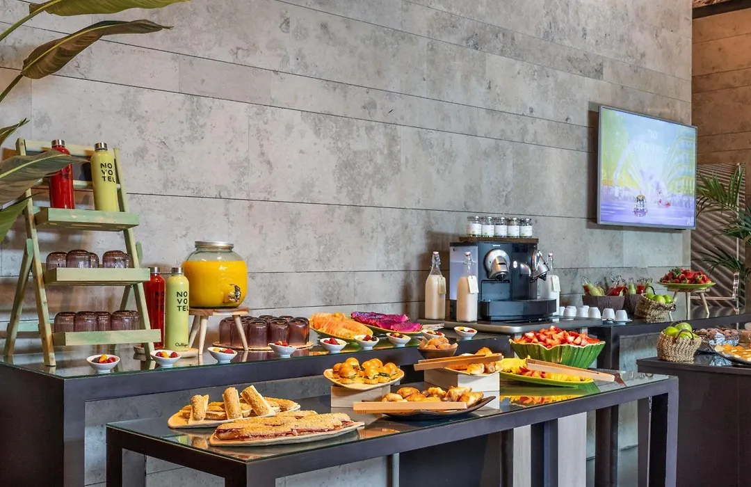 Novotel Barcelona City-1