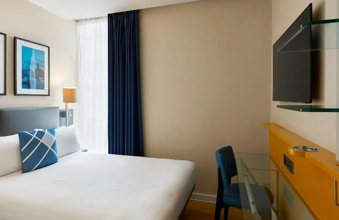 Four Points Flex By Sheraton Cardiff-1