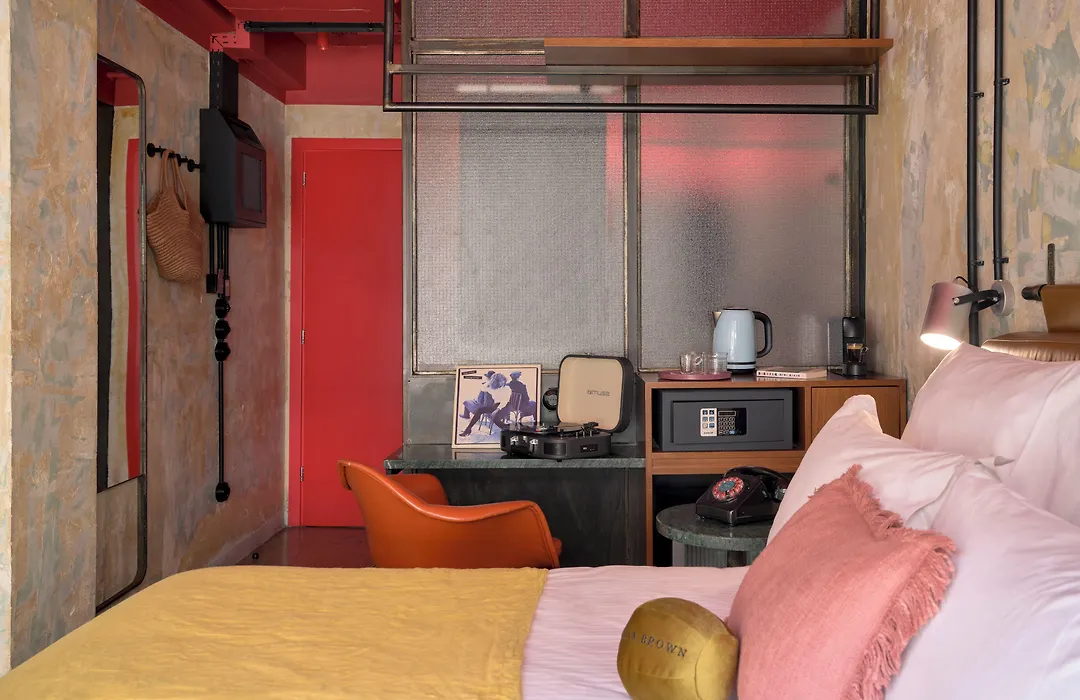 Max Brown Hotel Downtown Part Of Sircle Collection Formally Known As Dave Red-1