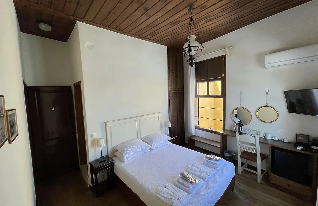 Captain Vasilis Hotel-1