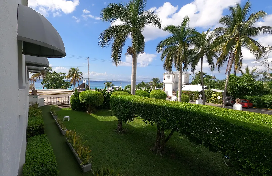 Villablanca Garden Beach Hotel-1