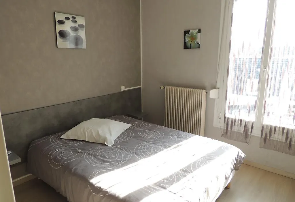 Le Colbert-1