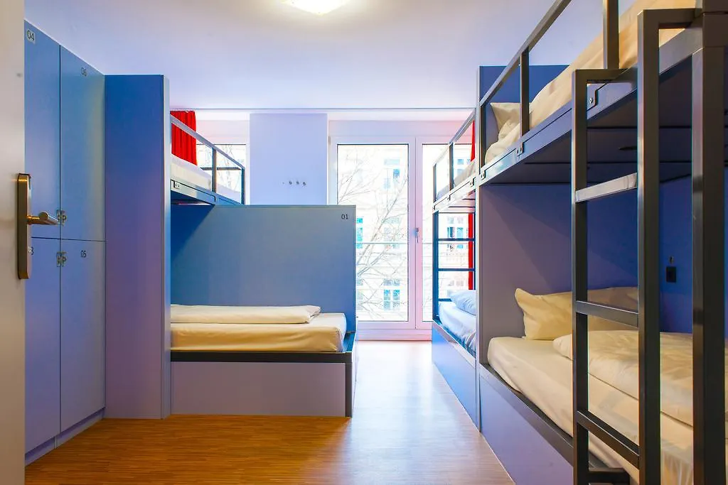 United Hostel Frankfurt City Center-1