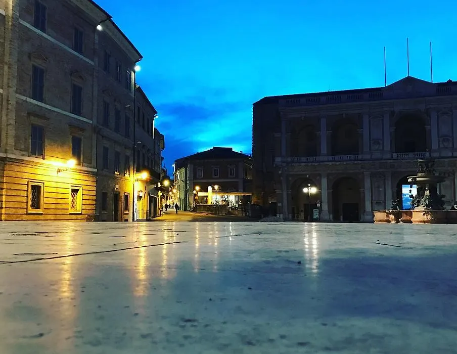 Hotel Pellegrino E Pace-1