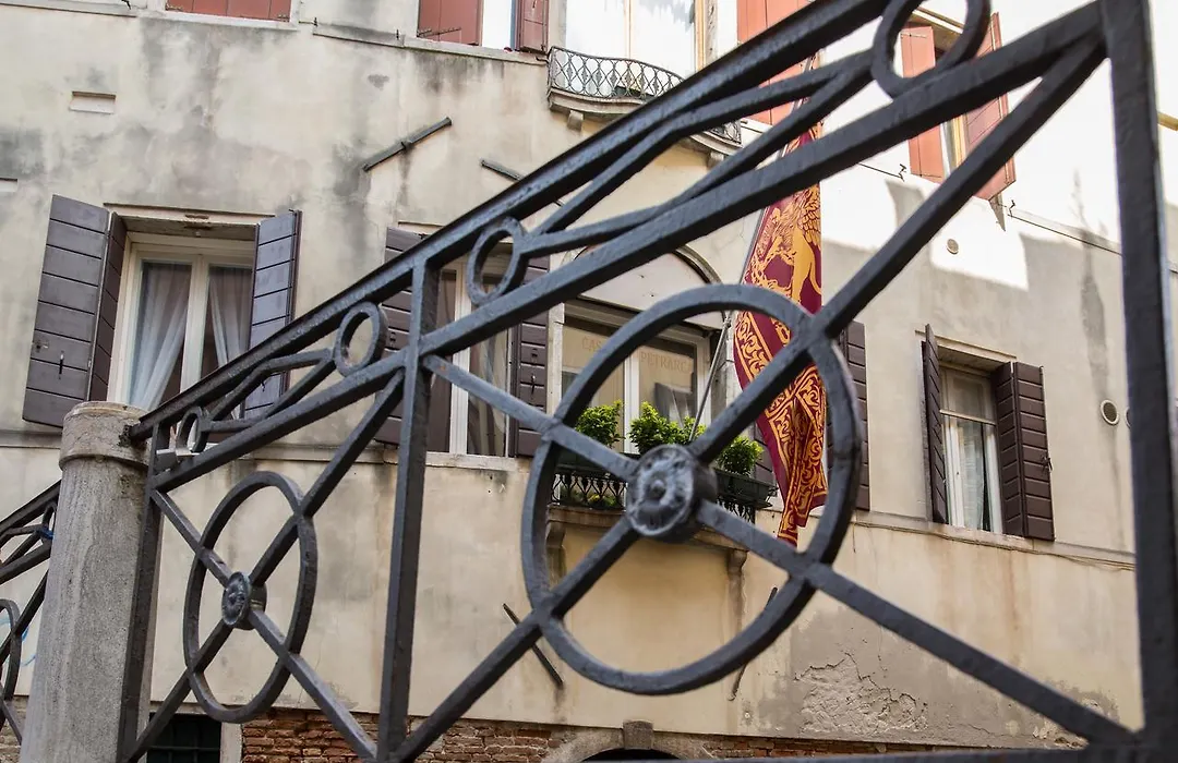 Hotel Casa Petrarca-1