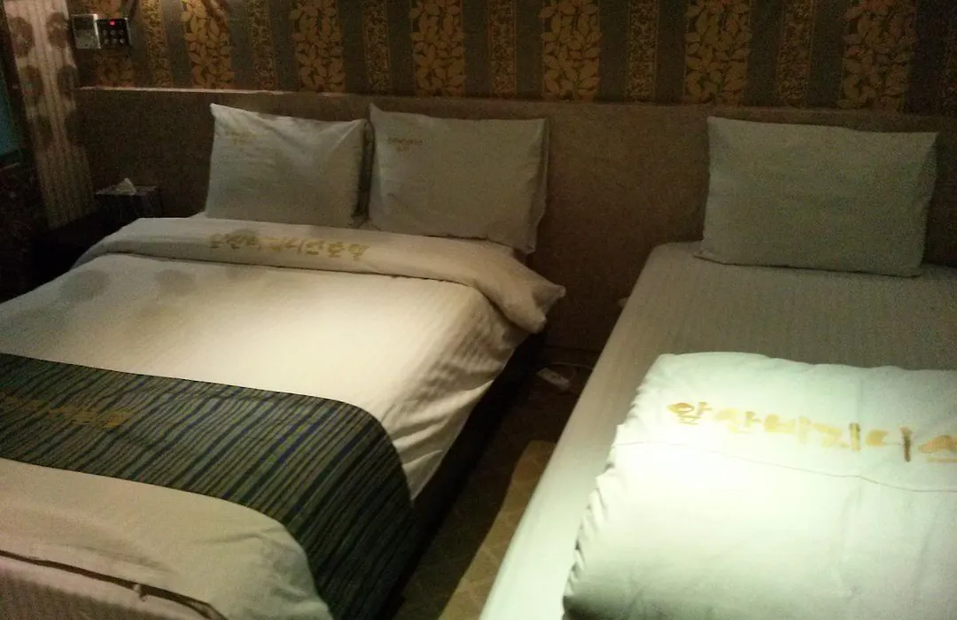 Apsan Business Hotel-1